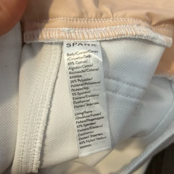 White Spanx On The Go Pull Ankle Slim Pants- Large - Picture 4 of 7